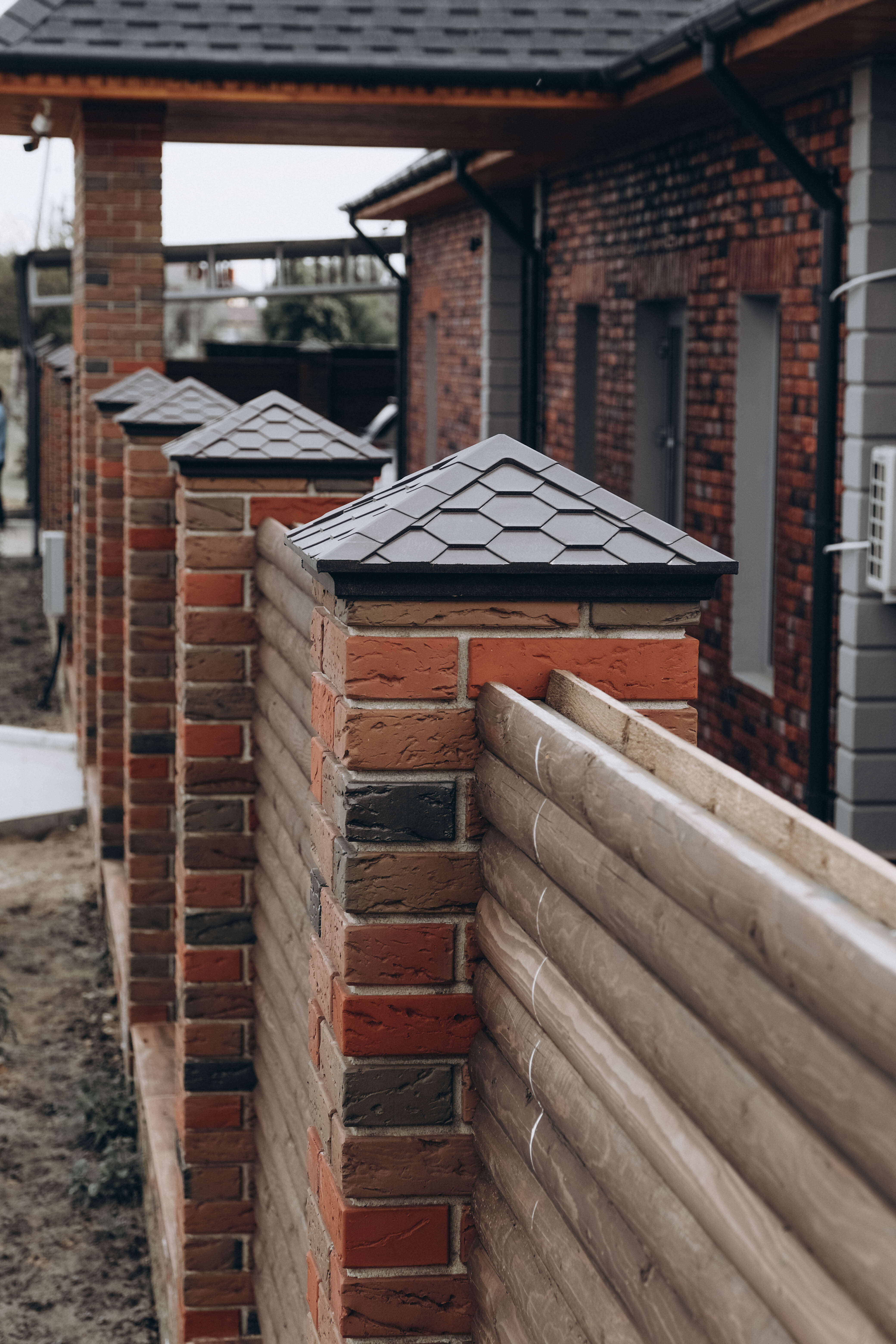 Колпак Zking Эверест Коричневый на столб 1.5х1.5 кирпича (390х390мм) в Тольятти фото